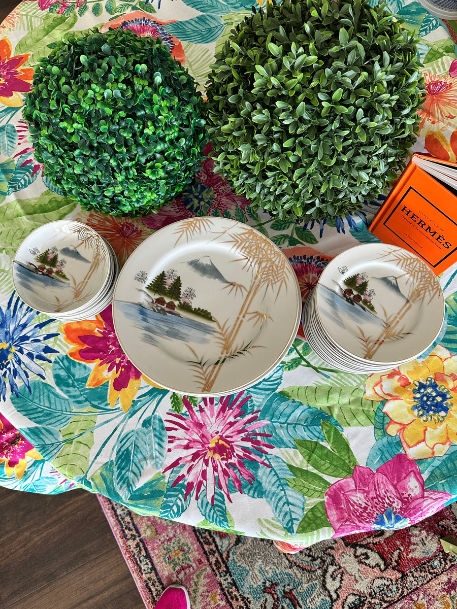 Vintage China Kutani Japan dinner plates, berry bowl s, dessert plat