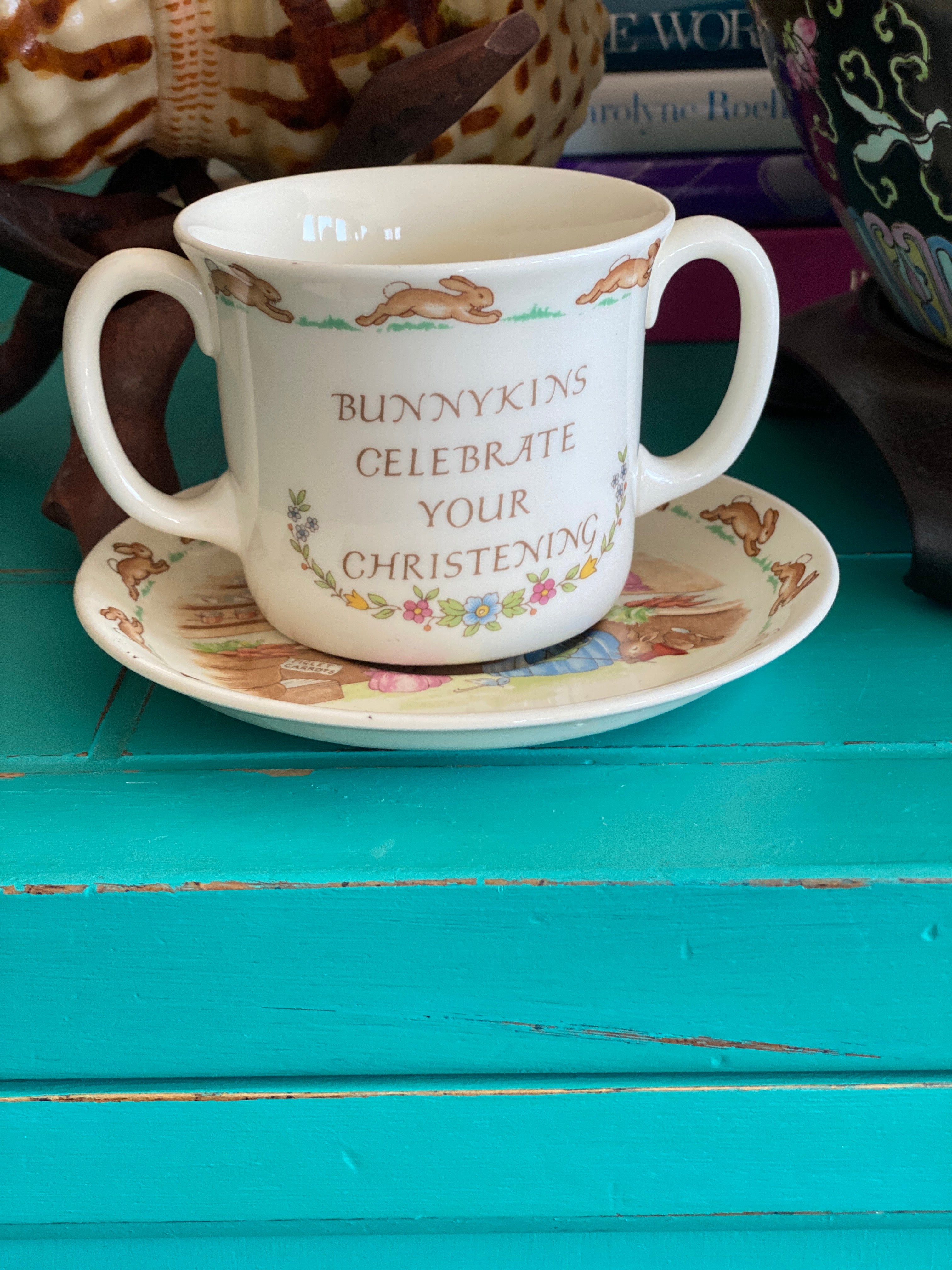 house-of-hanbury-shop-vintage-antiques-home-decor-milkglass-brass-silver-chinoiserie-bunny