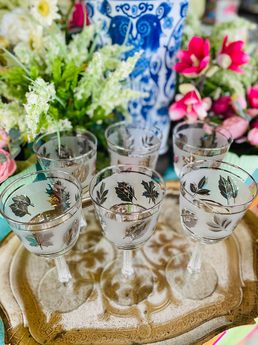 Mid Century Modern Wine Glasses Frosted with Silver Leaf Pattern set o –  The House of Hanbury