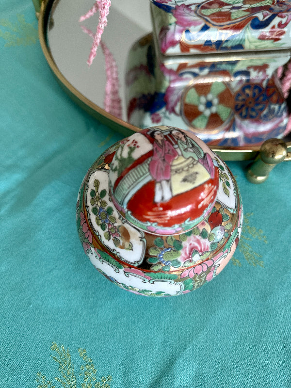Vintage Rose Medallion Large Ginger Jar, 13” Tall - Pristine