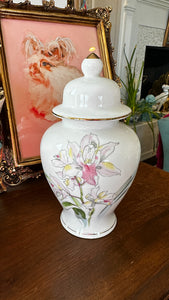 Vintage Ginger Jar White Floral, Japan