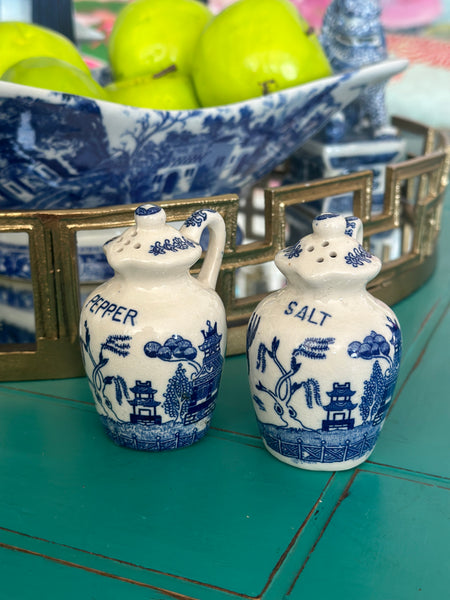 Vintage Salt & Pepper Shakers, Labeled,  Blue Willow, Chinoiserie