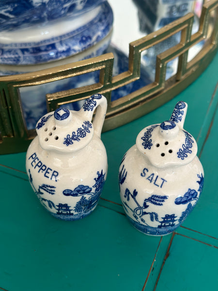 Vintage Salt & Pepper Shakers, Labeled,  Blue Willow, Chinoiserie