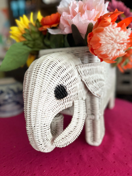 Vintage Wicker Elephant Basket, White