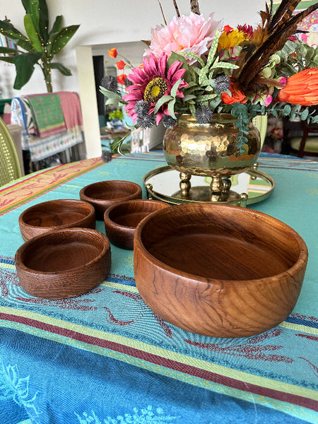 Vintage Salad Bowl Set MCM wood, Thailand Set of 5