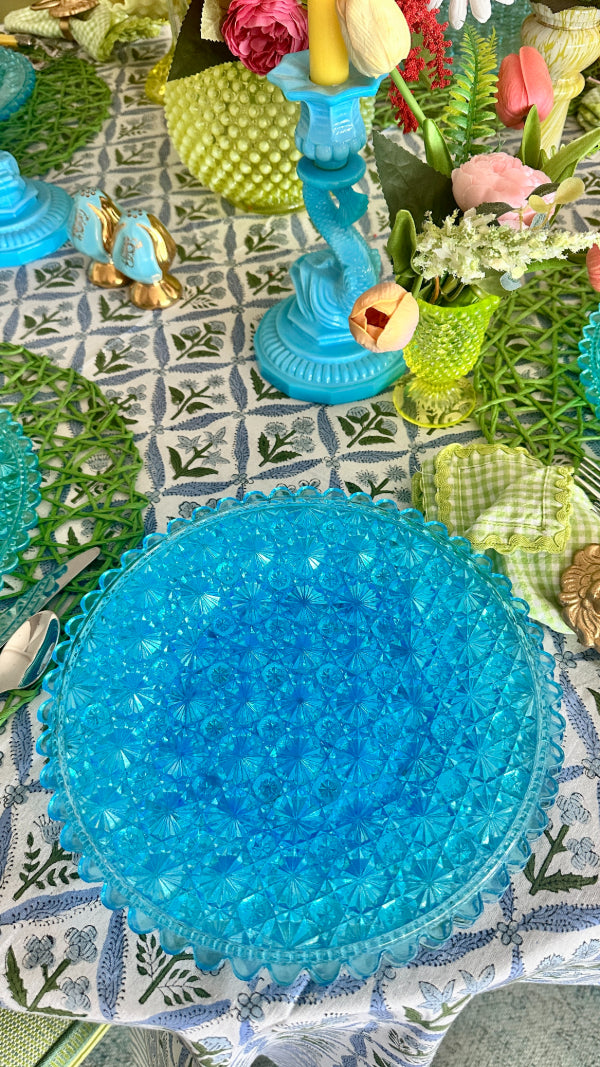 Set The Table In Vintage – The House of Hanbury