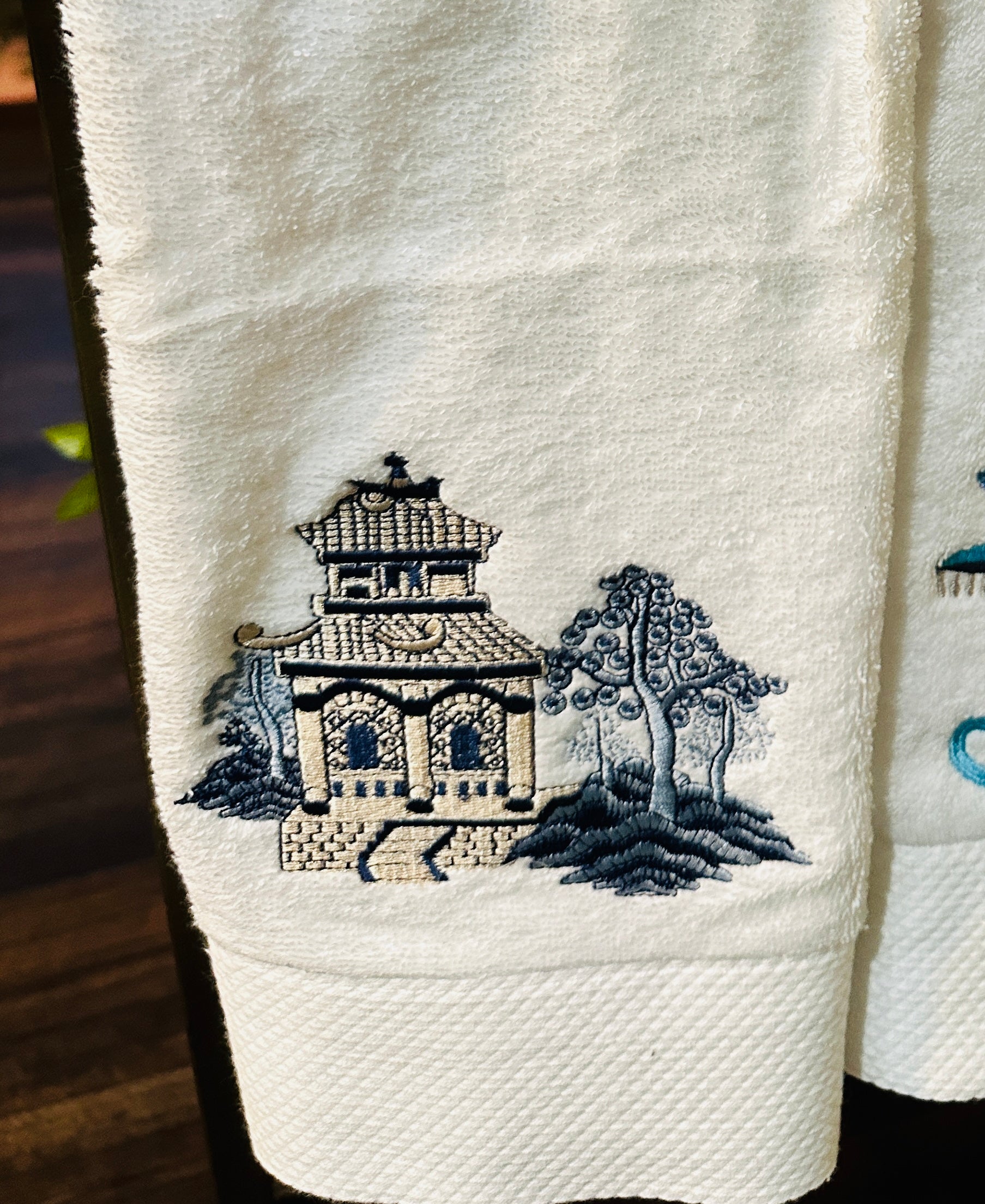 Chinoiserie Bar Towels 4 available ( 2 variants , 2 of each)