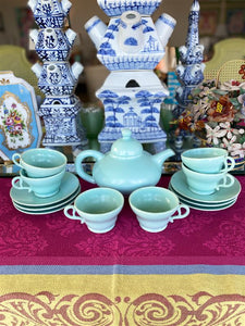 Vintage 1940's Franciscan ware tea set
