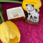 house-of-hanbury-shop-vintage-antiques-home-decor-milkglass-brass-silver-chinoiserie-trinket-box