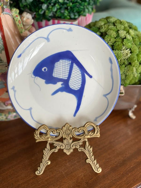 Vintage Hand painted Blue and White Fish Plate