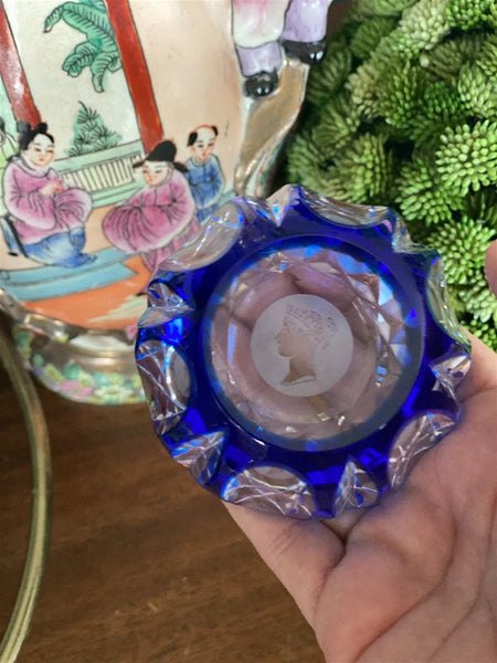 Vintage Blue & clear crystal faceted paperweight - Queen of England