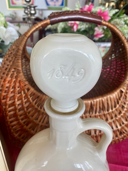 Vintage Decanter Thomas Jefferson Monticello